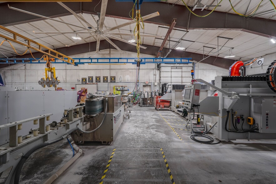 More Photos Of 105 Rocky Cliff Ln, Kalispell Industrial For Sale