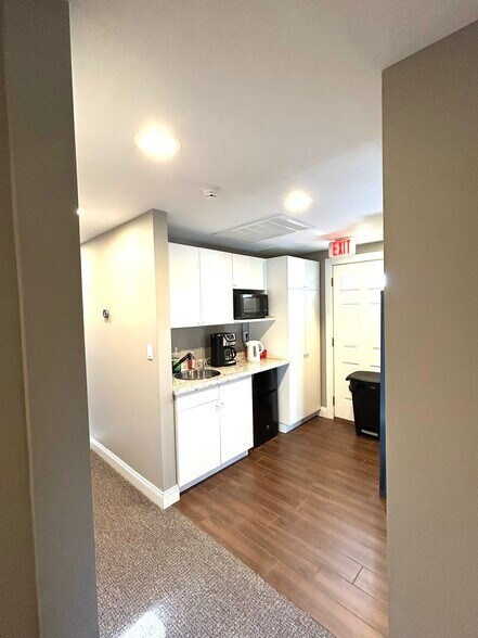 More Photos Of 280 Smithtown Blvd, Nesconset Medical For Sale