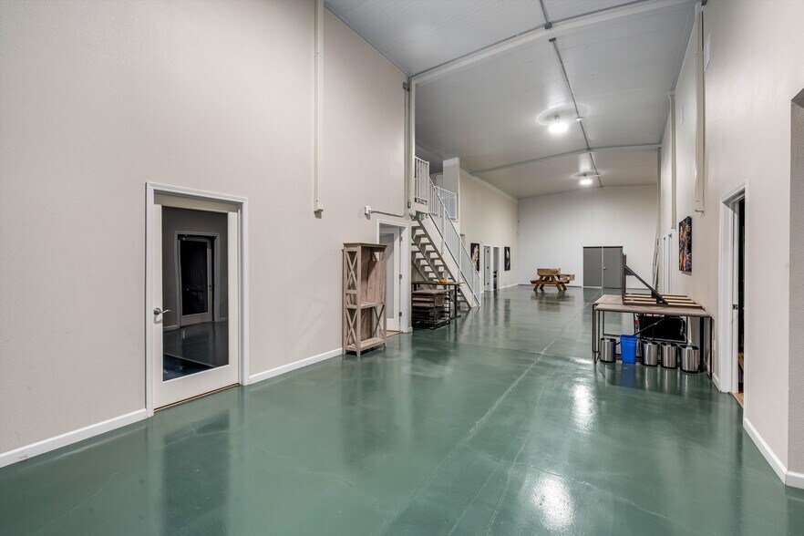 More Photos Of 12762 Highway 29, Lower Lake Warehouse For Sale