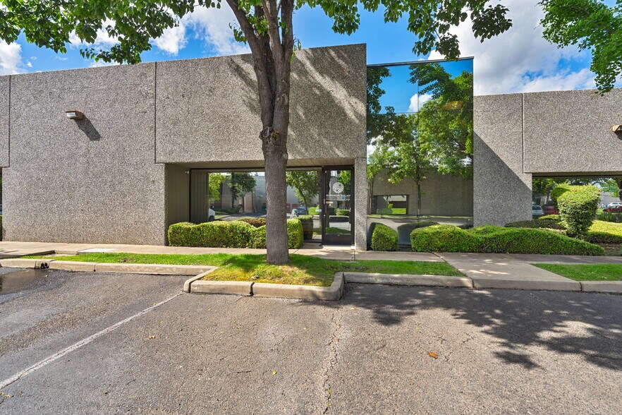 More Photos Of 3298 Monier Cir, Rancho Cordova Warehouse For Sale
