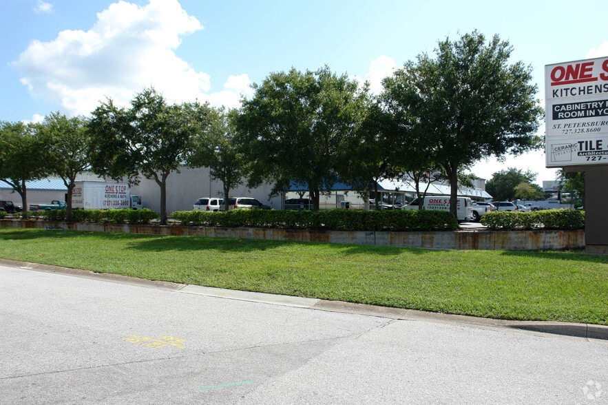 More Photos Of 2599 22nd Ave N, Saint Petersburg Unknown For Lease