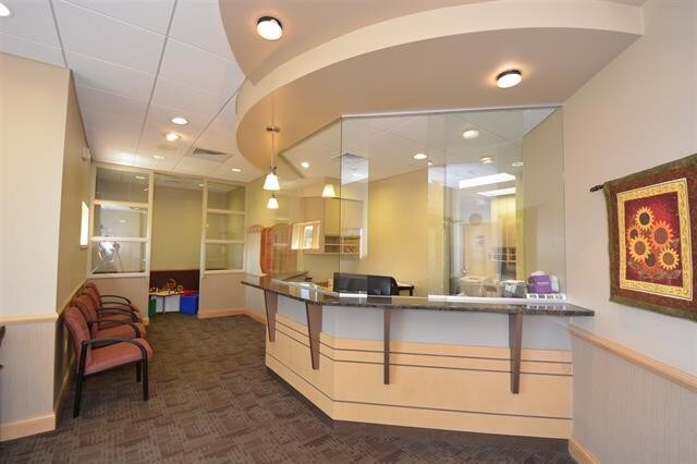 More Photos Of 7240 S US 231, Huntingburg Medical For Lease