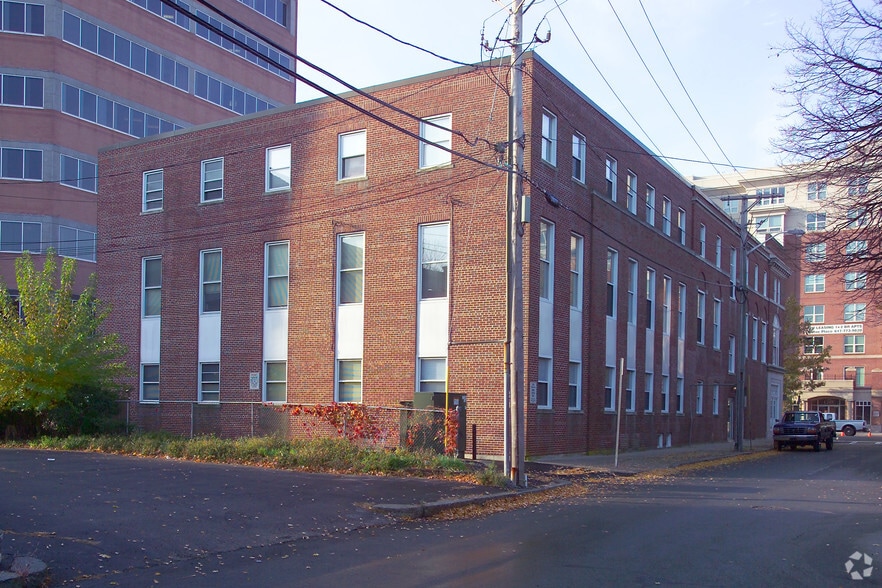 More Photos Of 1212 Hancock St, Quincy Office For Lease