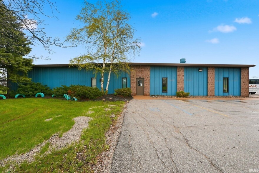 More Photos Of 149 Green Dr, Avilla Flex For Sale