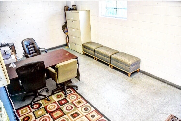 More Photos Of 1204 E 58th Dr, Los Angeles Warehouse For Sale