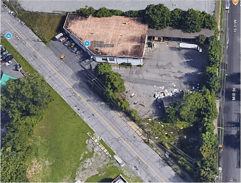 More Photos Of 20 Deyo Pl, Newburgh Warehouse For Sale