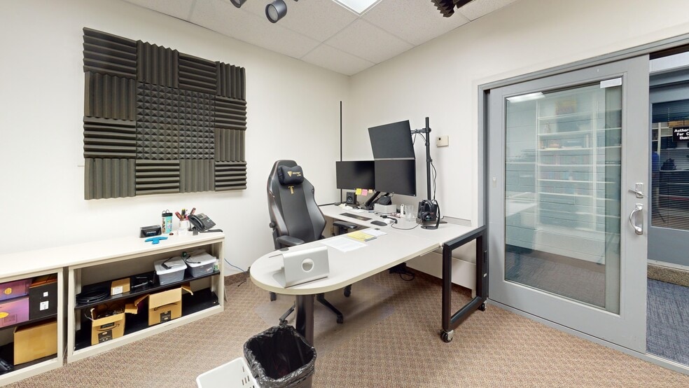 More Photos Of 8425 Peach St, Erie Radio TVTransmission Facilities For Sale