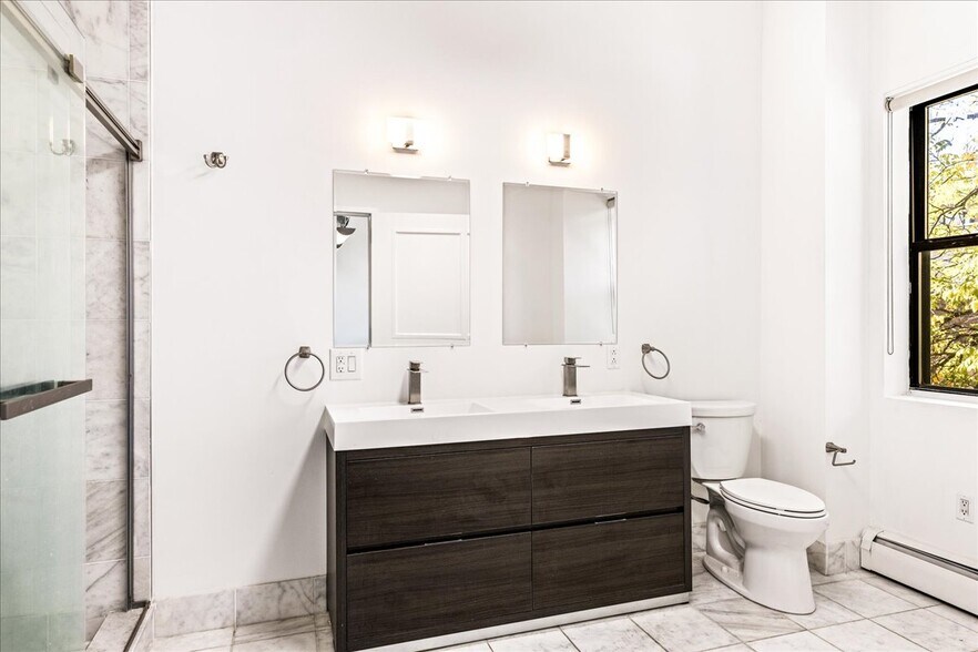 More Photos Of 109 N Orianna St, Philadelphia Office For Sale