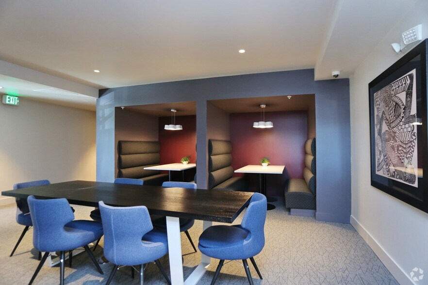 More Photos Of 16450 Redmond Way, Redmond Apartments For Lease