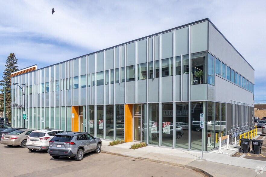 More Photos Of 10957 124th St NW, Edmonton Storefront Retail Office For Sale