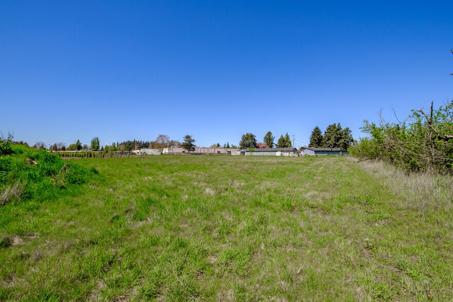 More Photos Of 1661 Lincoln Rd, Woodburn Land For Sale