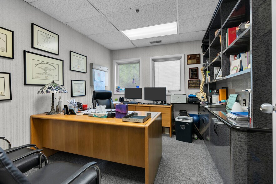 More Photos Of 501 Iron Bridge Rd, Freehold Medical For Sale
