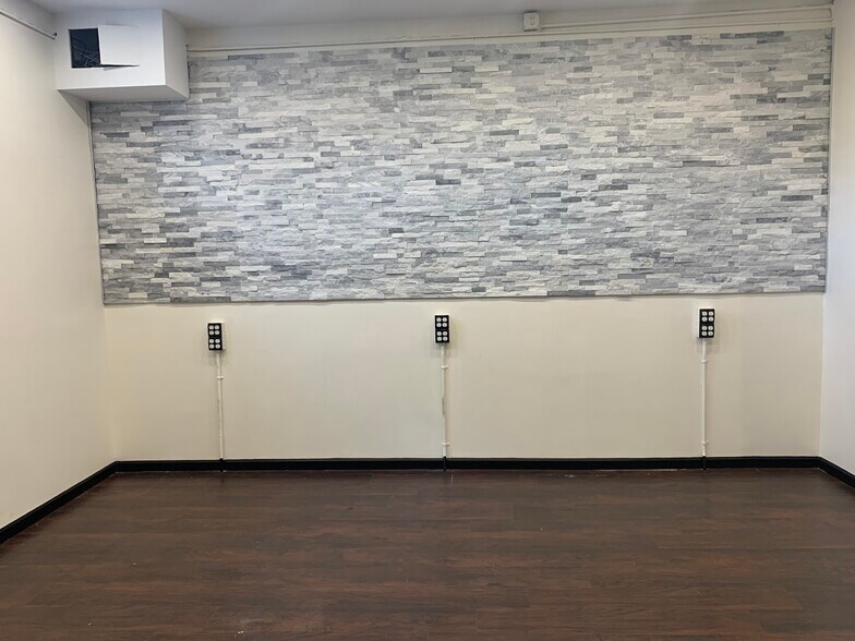 More Photos Of 1935-1937 Federal Blvd, Denver Freestanding For Lease