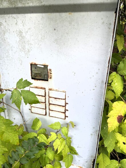 More Photos Of 2994 CR-4, Fitzpatrick Service Station For Sale