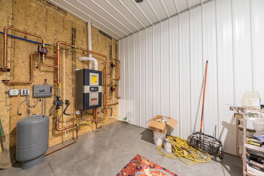 More Photos Of 145 School Rd, Mount Morris Office For Sale