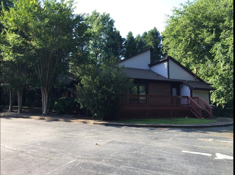 More Photos Of 114 S Park Ter, Eden Medical For Sale