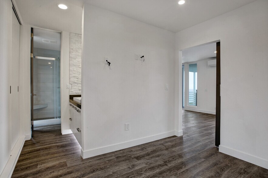 More Photos Of 621 Ramona Ave, Laguna Beach Apartments For Sale