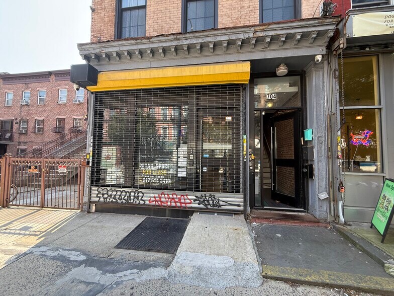 More Photos Of 704 DeKalb Ave, Brooklyn Storefront Retail Office For Lease