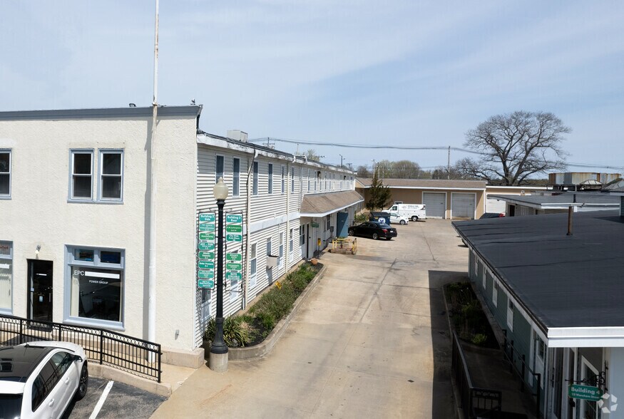 More Photos Of 25 Wareham St, Middleboro Warehouse For Lease