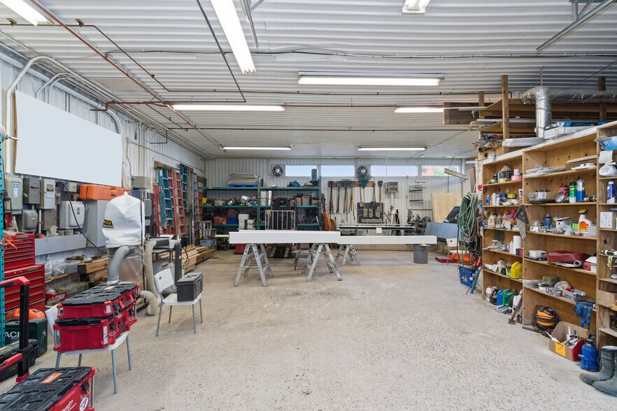 More Photos Of 169 Elizabeth St, Midland Industrial For Sale