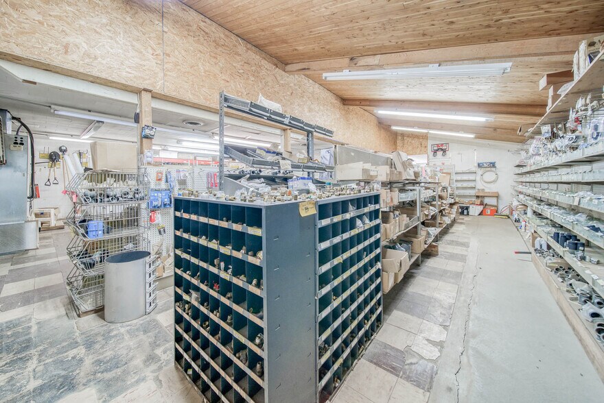 41 Highway 49, Viburnum, MO 65566 Convenience Store For Sale