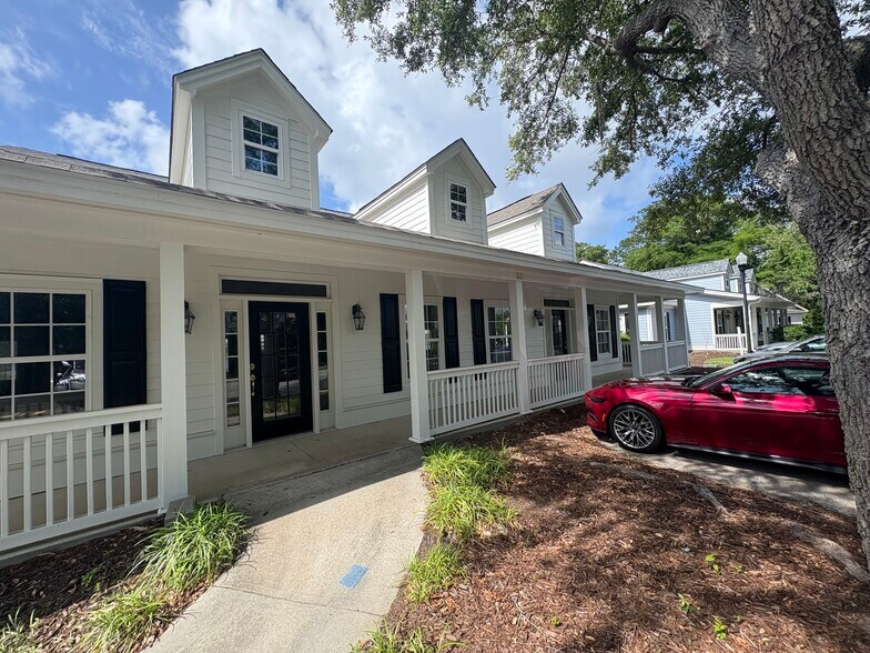 More Photos Of 33 Marshellen Dr, Beaufort Medical For Lease