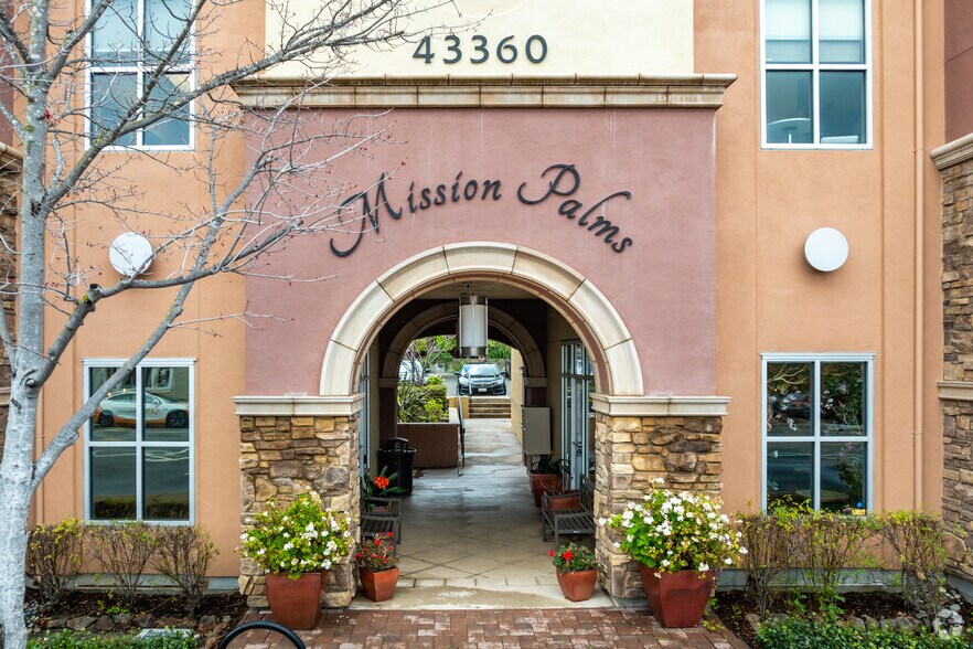 More Photos Of 43360 Mission Blvd, Fremont Office For Lease