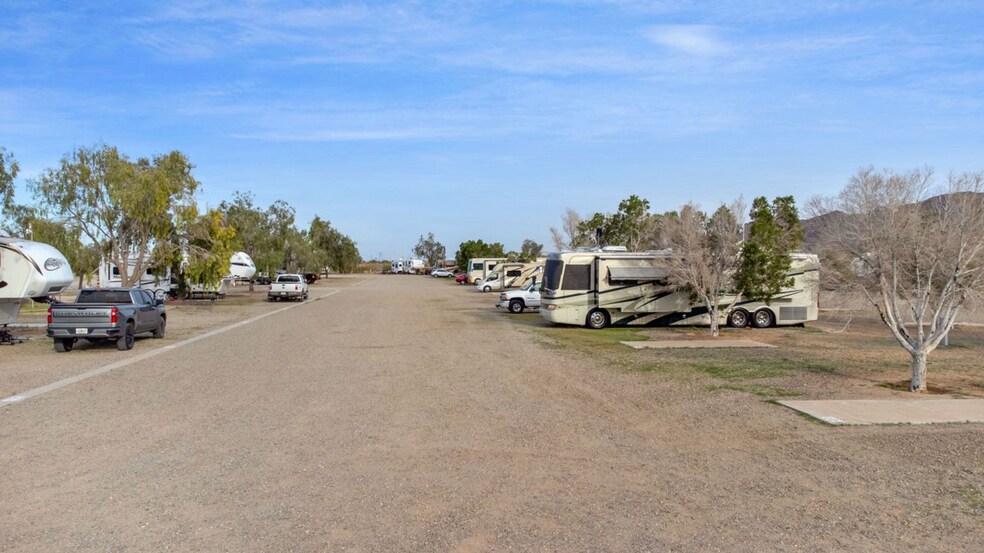 More Photos Of 3707 W Hwy 80, Winterhaven Trailer Camper Park For Sale