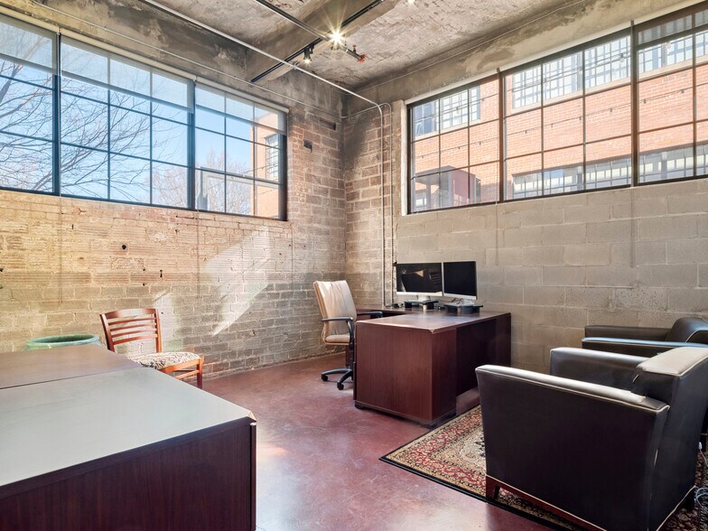 More Photos Of 201 NW 10th St, Oklahoma City Storefront Retail Office For Lease