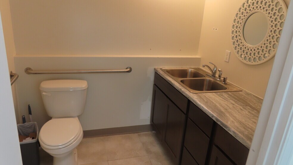 More Photos Of 139 Beal Pky SE, Fort Walton Beach Office For Lease