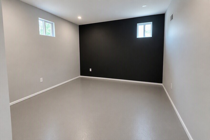 More Photos Of 2054 Crawford St, Fort Myers Loft Creative Space For Lease