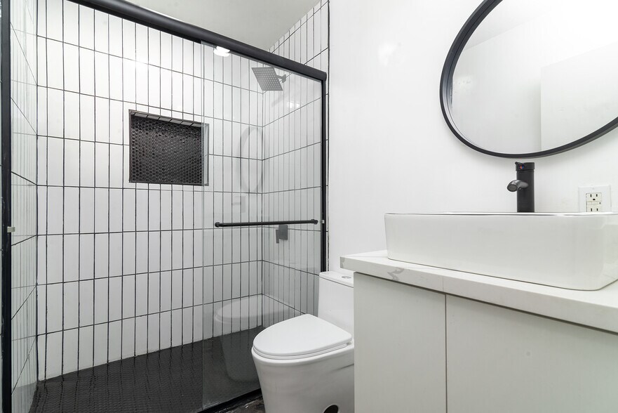 More Photos Of 3219-3225 N 66th St, Scottsdale Apartments For Sale