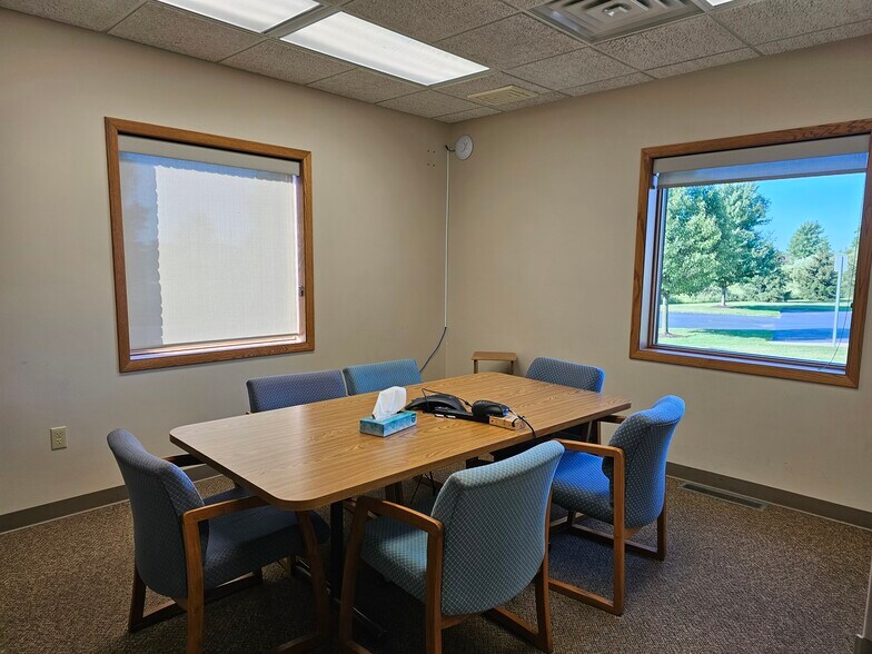 More Photos Of 3933 Monitor Rd, Bay City Office For Sale