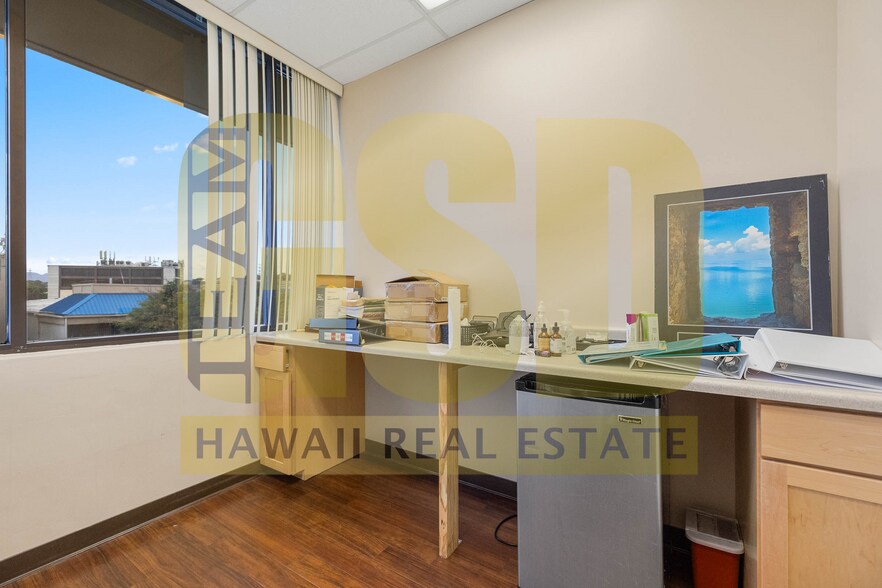 More Photos Of 98-1247 Kaahumanu St, Aiea Office For Sale