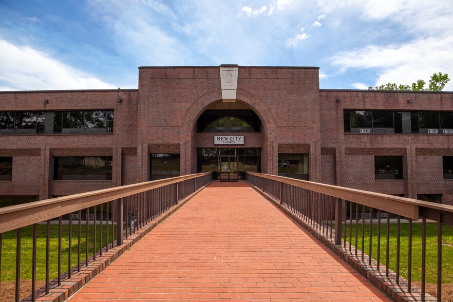 More Photos Of 3500 Riverside Dr, Macon-Bibb Religious Facility For Sale