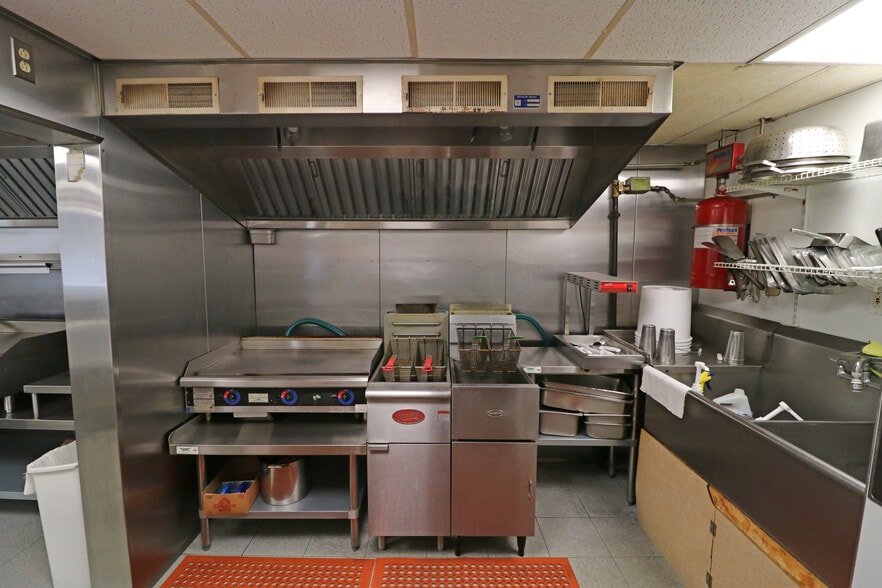 More Photos Of 2722 Easton Ave, Bethlehem Restaurant For Sale