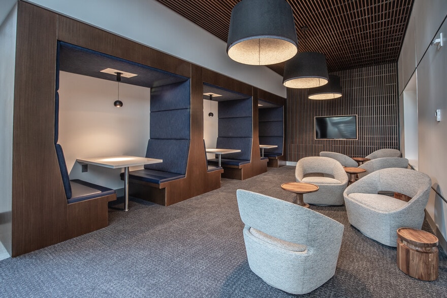 More Photos Of 600 Galleria Pky SE, Atlanta Unknown For Lease