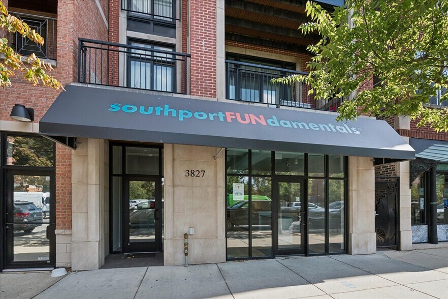 Primary Photo Of 3827 N Southport Ave, Chicago Storefront Retail Residential For Lease