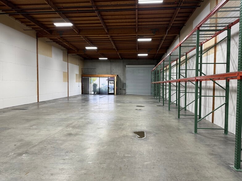 More Photos Of 1100 Industrial Rd, San Carlos Research And Development For Sale