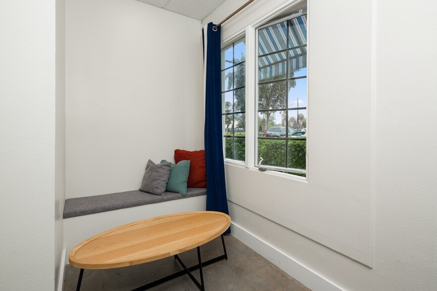 More Photos Of 134 Chapala St, Santa Barbara Hospitality For Sale