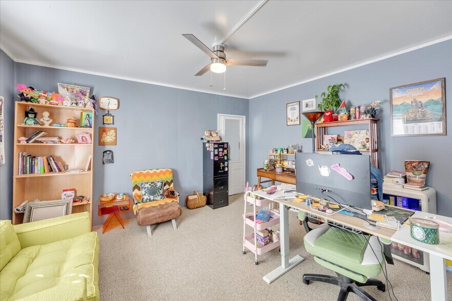 More Photos Of 134 N Washington St, Sonora Specialty For Sale