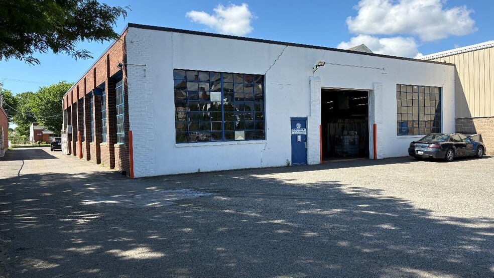 More Photos Of 836 Fairfield Ave, Bridgeport Manufacturing For Sale