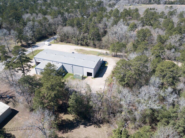 More Photos Of 9730 Shepard Hill Rd, Willis Warehouse For Sale