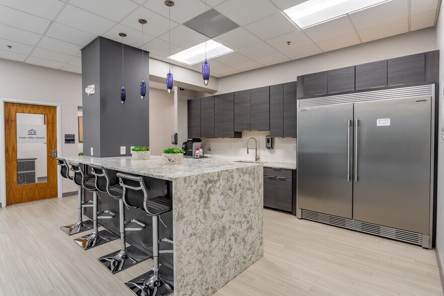 More Photos Of 101 S Elm St, Greensboro Office For Lease