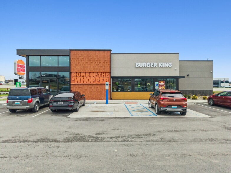 More Photos Of 1992 Spring House Ln, Richmond Fast Food For Sale