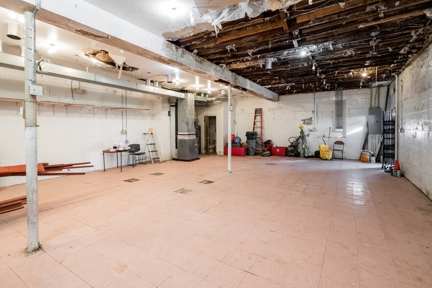 More Photos Of 2200 Vermont St, Detroit Auto Repair For Sale