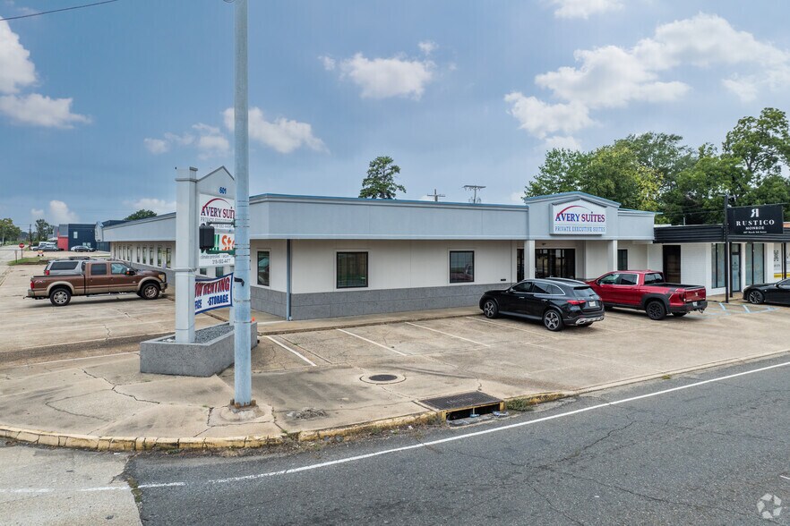 More Photos Of 601 N 5th St, Monroe Coworking Space