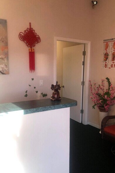 More Photos Of 15437 S US Highway 441, Summerfield Medical For Lease