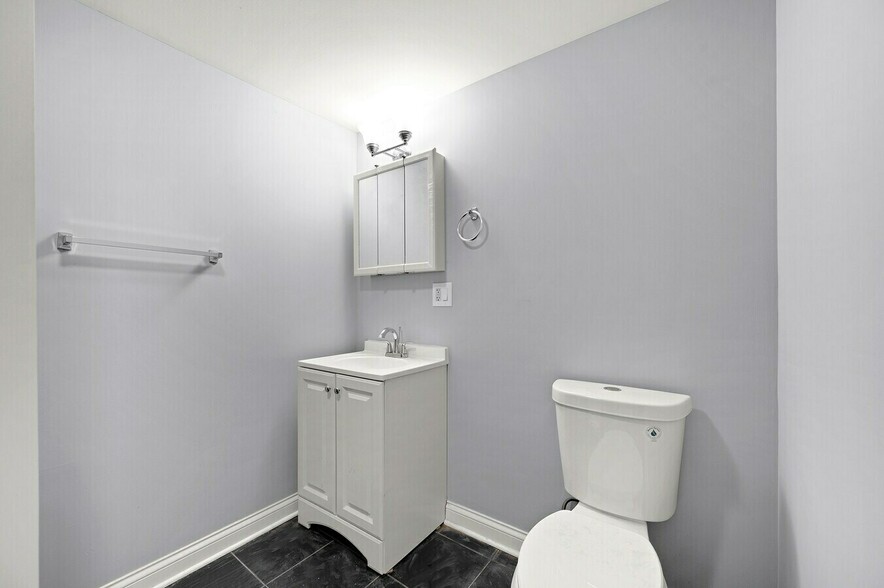 More Photos Of 6837 S Clyde Ave, Chicago Apartments For Sale