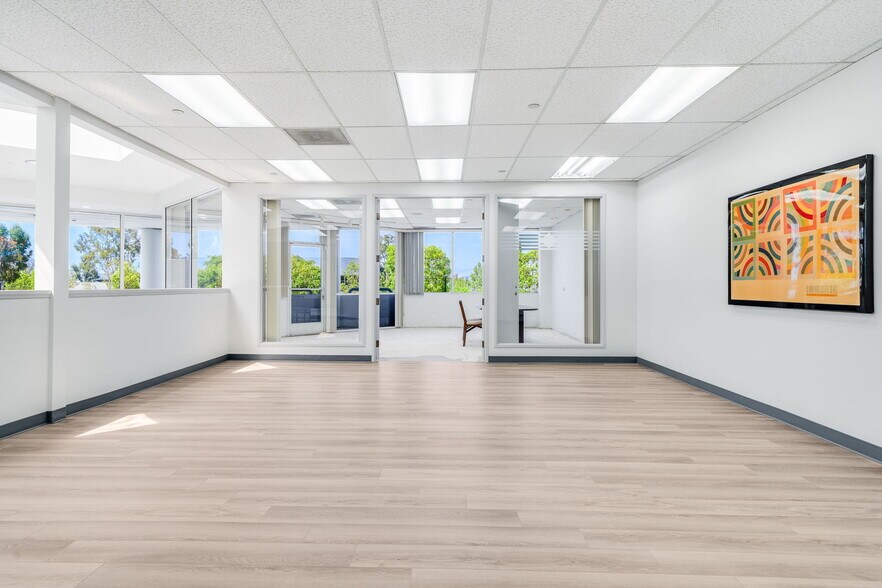 More Photos Of 21 Morgan, Irvine Warehouse For Lease